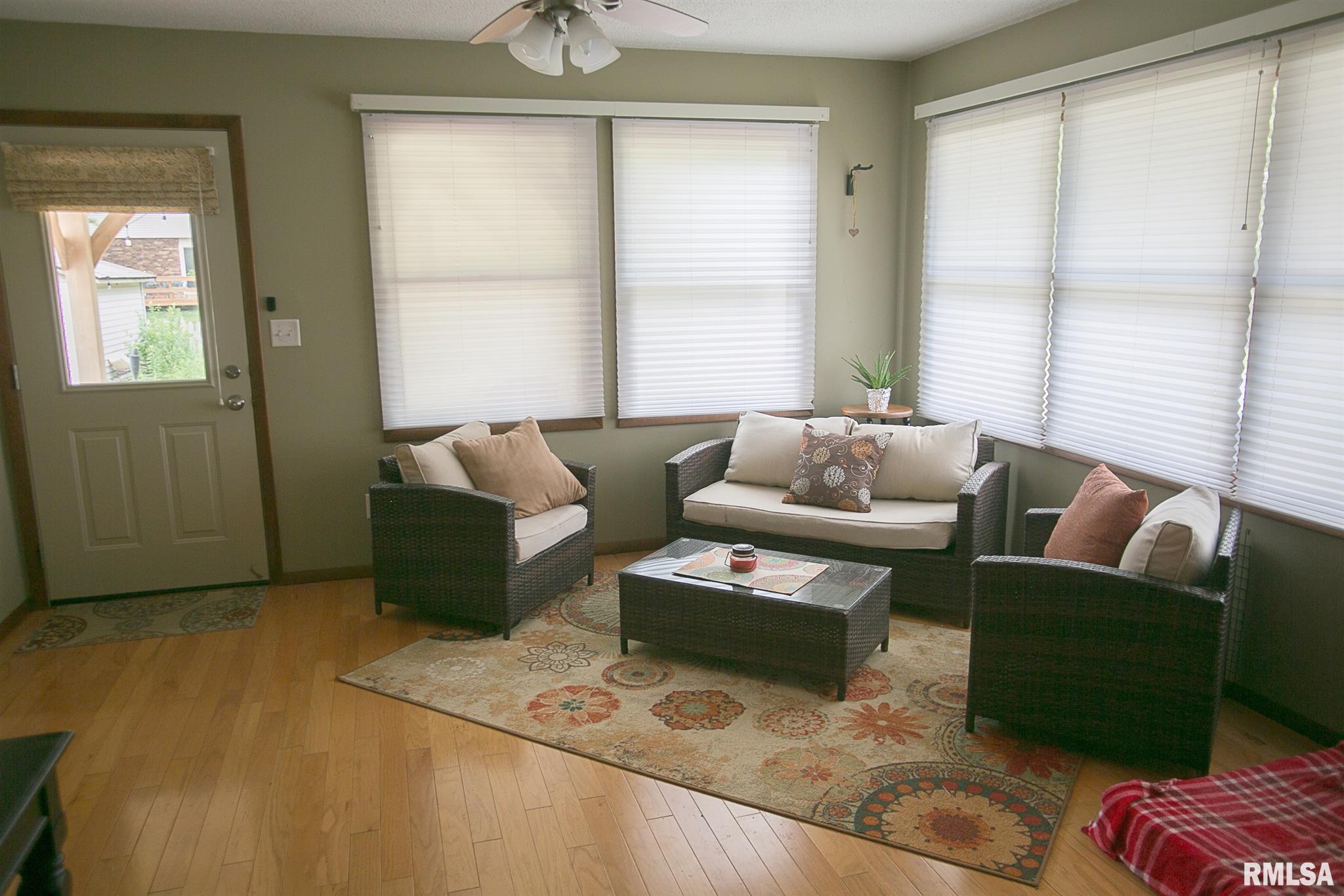 137 Basswood Road Springfield, IL 62712 - Photo 8 of 24