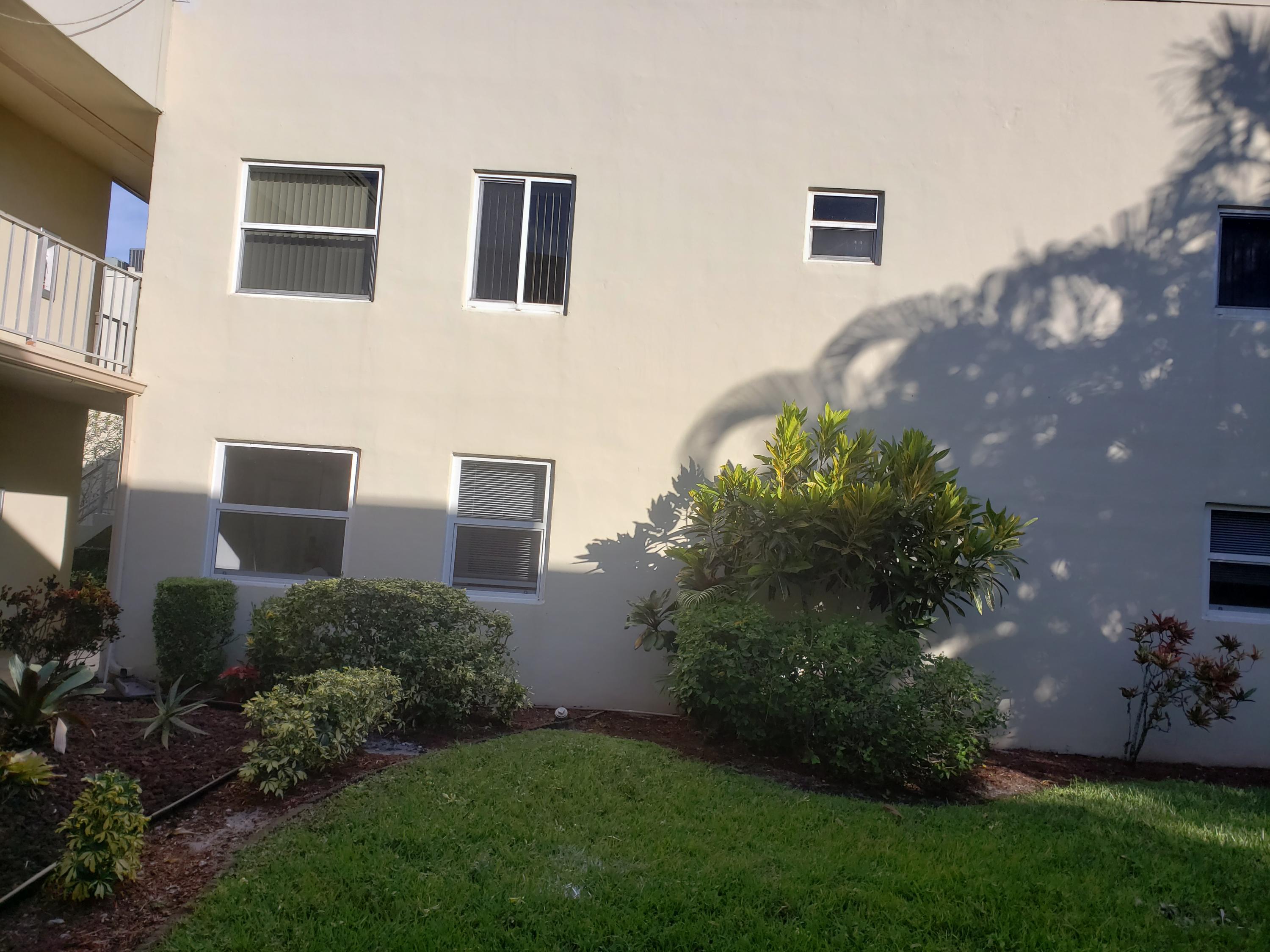 874 Flanders South Delray Beach, FL 33484 - Photo 13 of 34 20201210_152547 - Copy