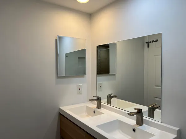 $1,700 | 874 Flanders South, Delray Beach, FL 33484