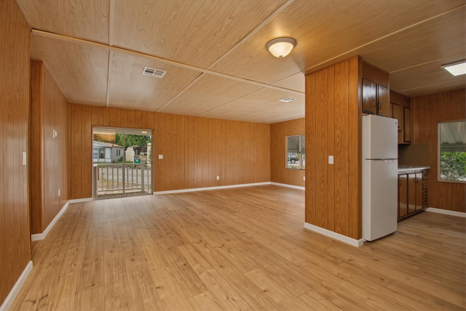 124 Lark Street Penn Valley, CA 95946 - Photo 2 of 68