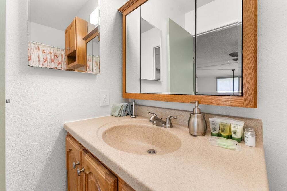 1299 Uluniu Road, Unit F203 Kihei, HI 96753 - Photo 29 of 47