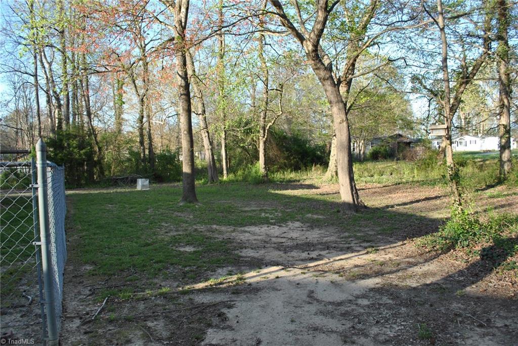 435 Hartman Road Salisbury, NC 28146 - Photo 8 of 25 Gallery Image 8