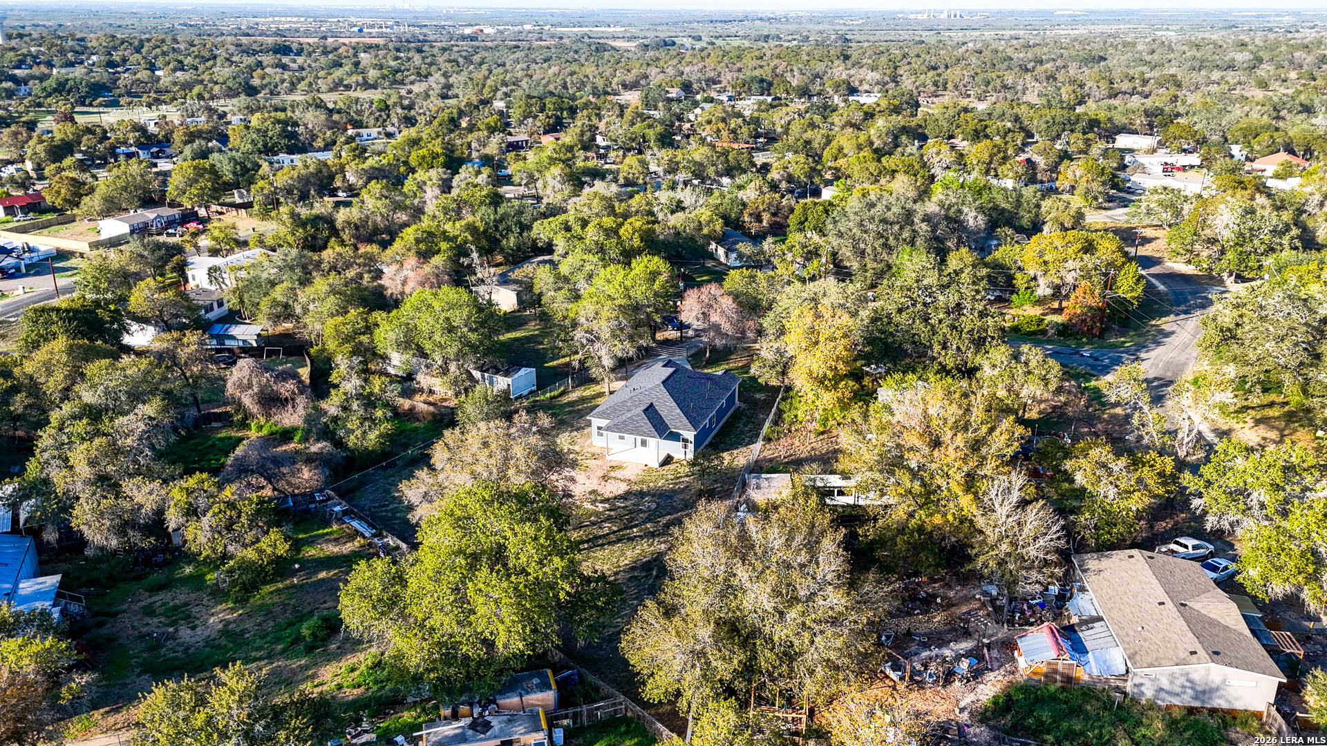 4606 Lee Way Elmendorf, TX 78112 - Photo 10 of 51