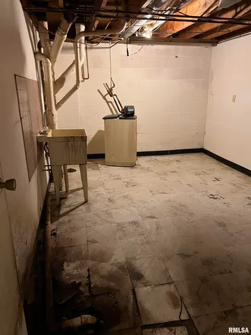 $145,000 | 1434 South East Street, South Jacksonville, IL 62650