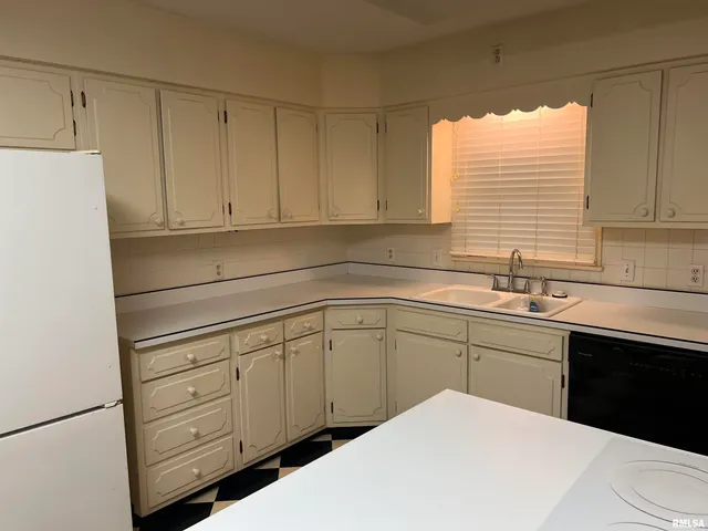 $145,000 | 1434 South East Street, South Jacksonville, IL 62650