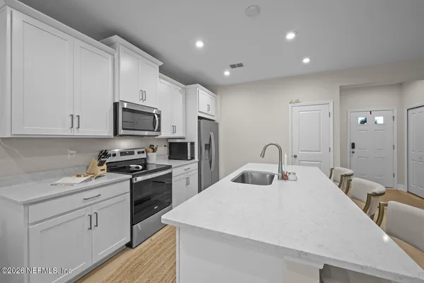 $300,000 | 11993 Calvesta Street, Jacksonville, FL 32256