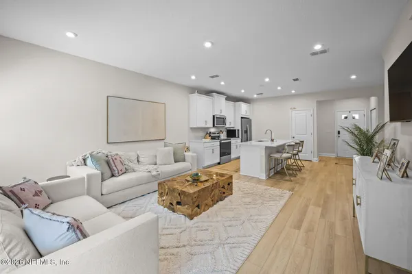 $300,000 | 11993 Calvesta Street, Jacksonville, FL 32256