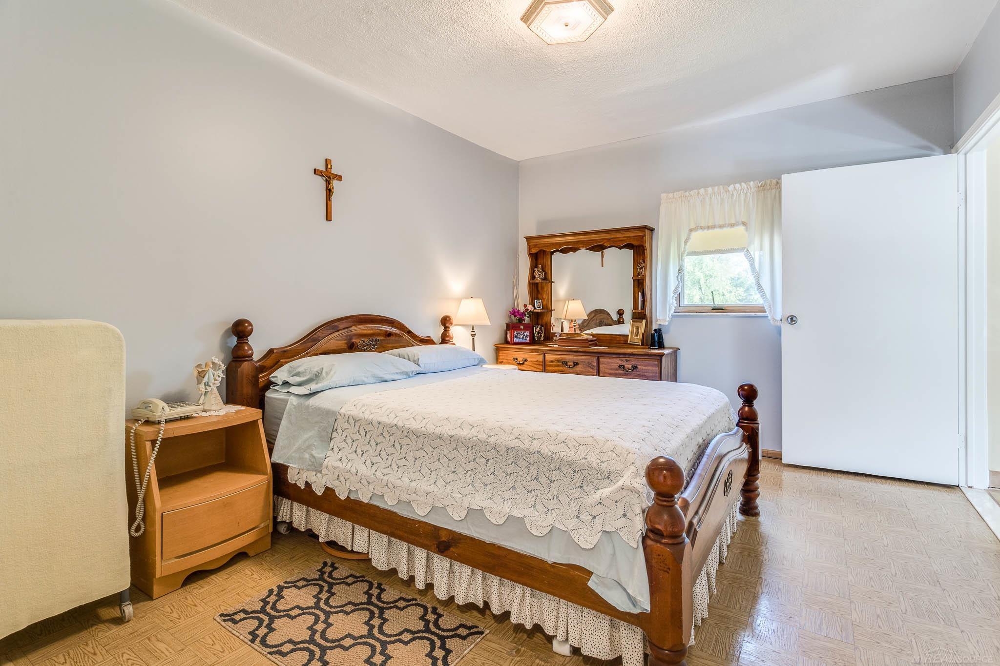 6945 Gardner Line Road Lexington, MI 48450 - Photo 36 of 52 Primary Bedroom