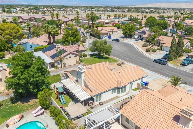 a view of a patio in backyard