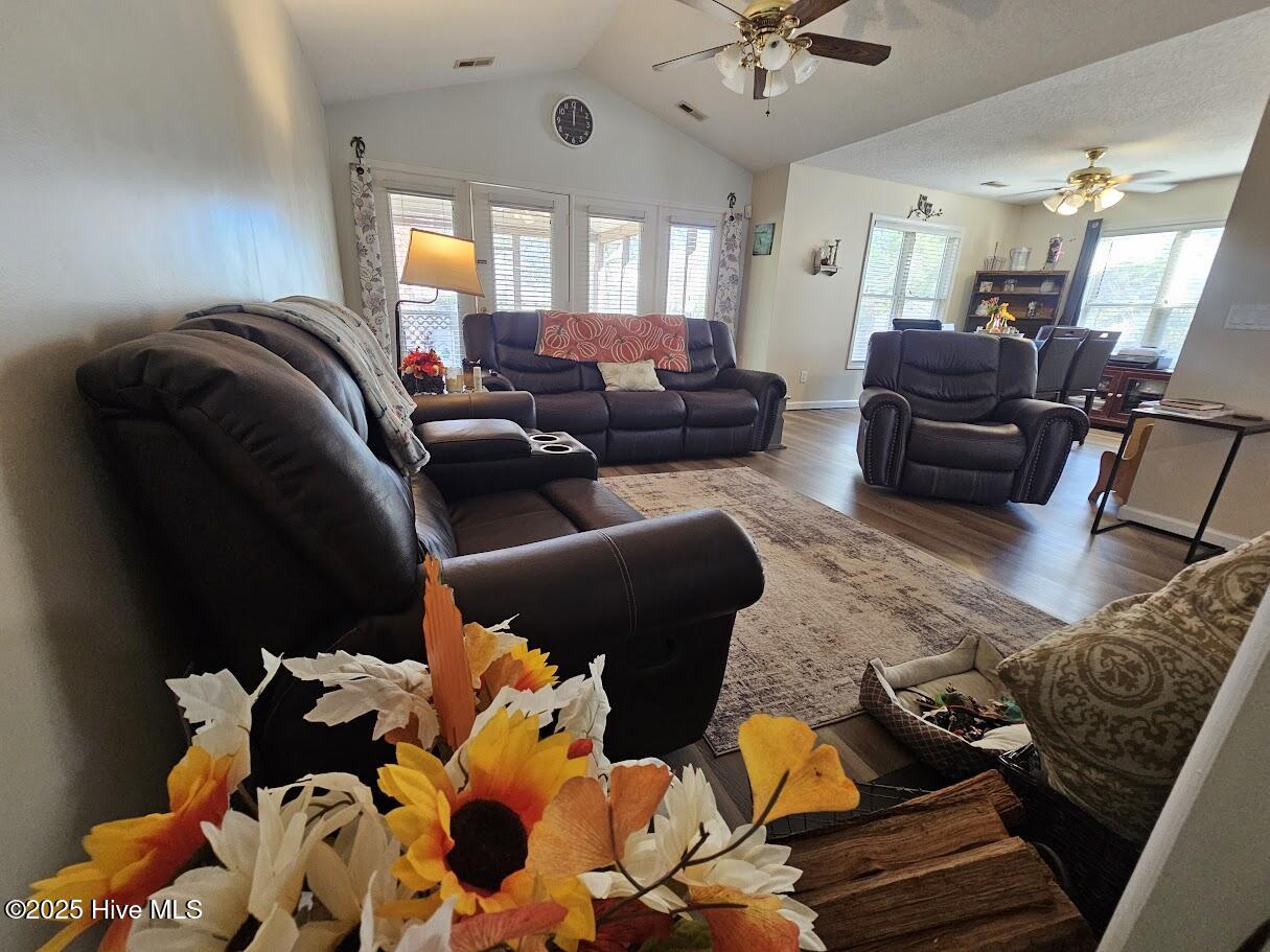 410 Masters Lane Hampstead, NC 28443 - Photo 18 of 39 11