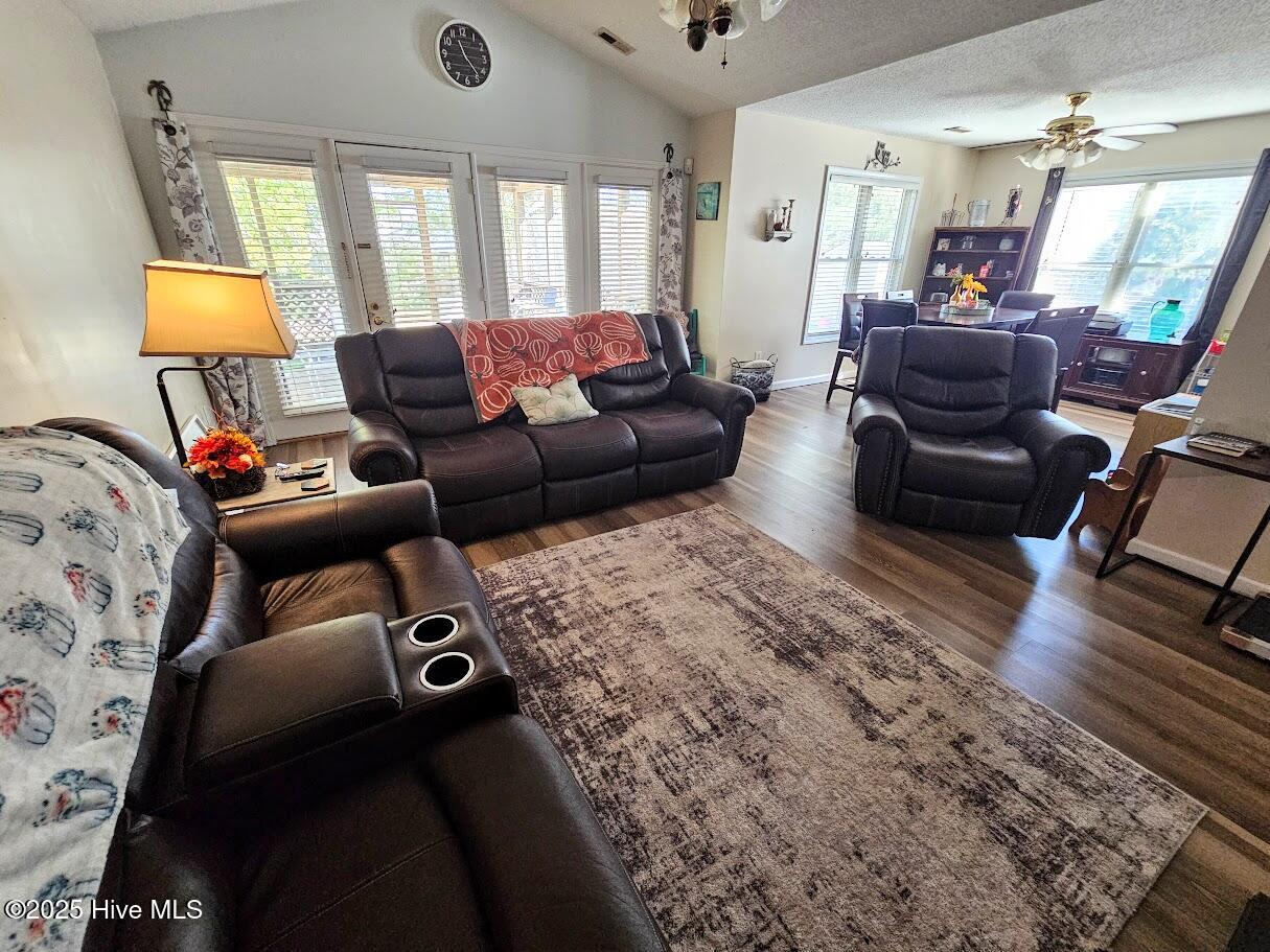 410 Masters Lane Hampstead, NC 28443 - Photo 20 of 39 14