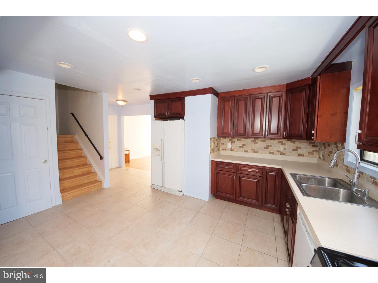 18 Pennington Road East Windsor, NJ 08520 - Photo 6 of 25 Gallery Image 6