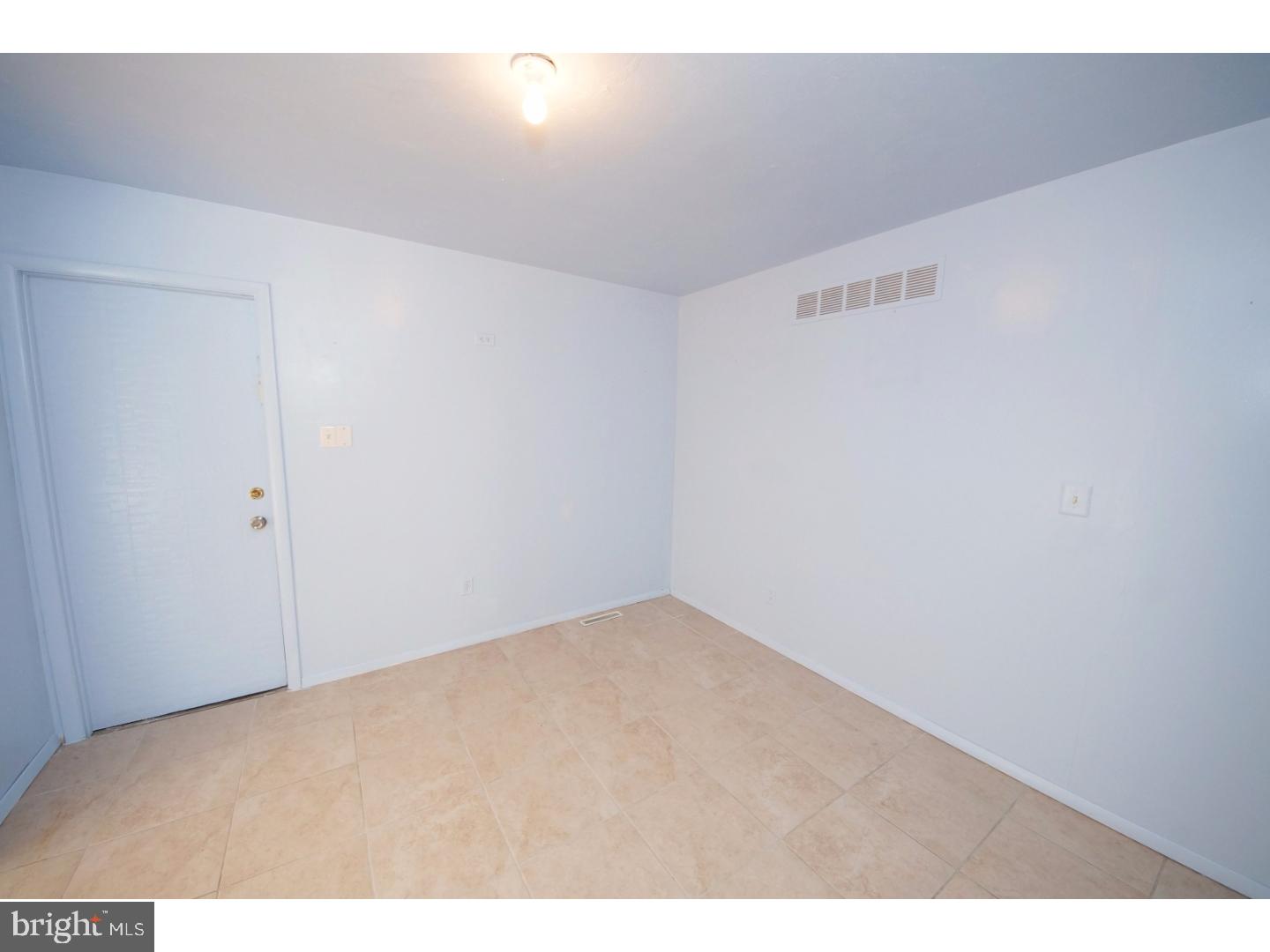 18 Pennington Road East Windsor, NJ 08520 - Photo 8 of 25 Gallery Image 8