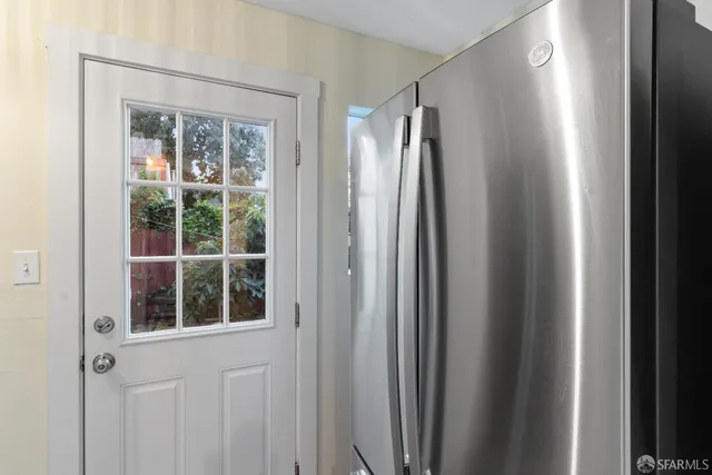 $2,650 | 689 43rd Street, Oakland, CA 94609