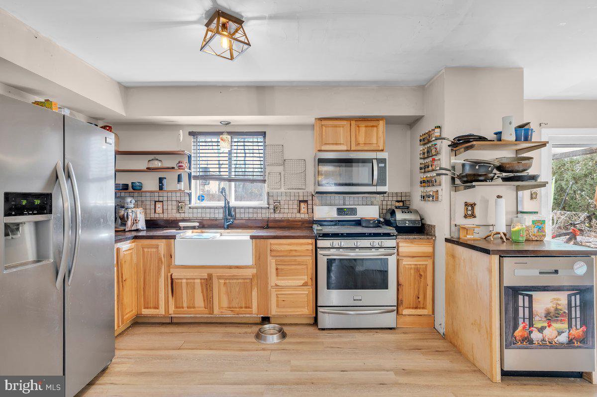 40 Winfield Road Sicklerville, NJ 08081 - Photo 11 of 29