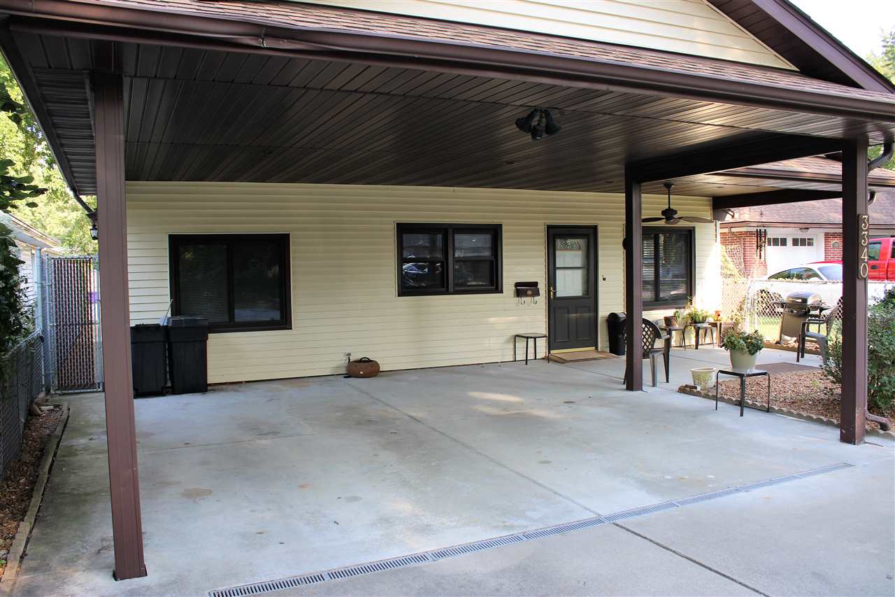 3340 South 3rd Street Springfield, IL 62703 - Photo 2 of 28