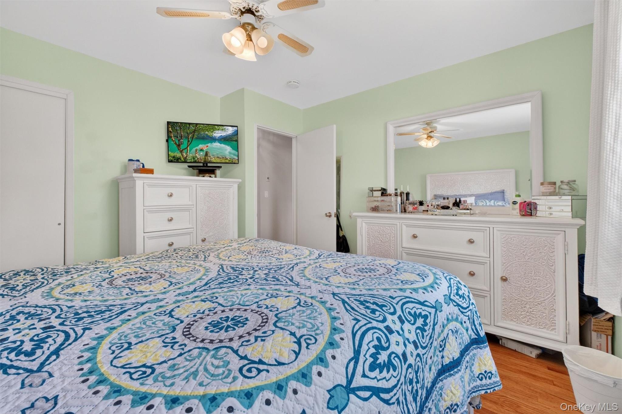 25 High Road Montrose, NY 10548 - Photo 14 of 42 Easy to accommodate larger furniture