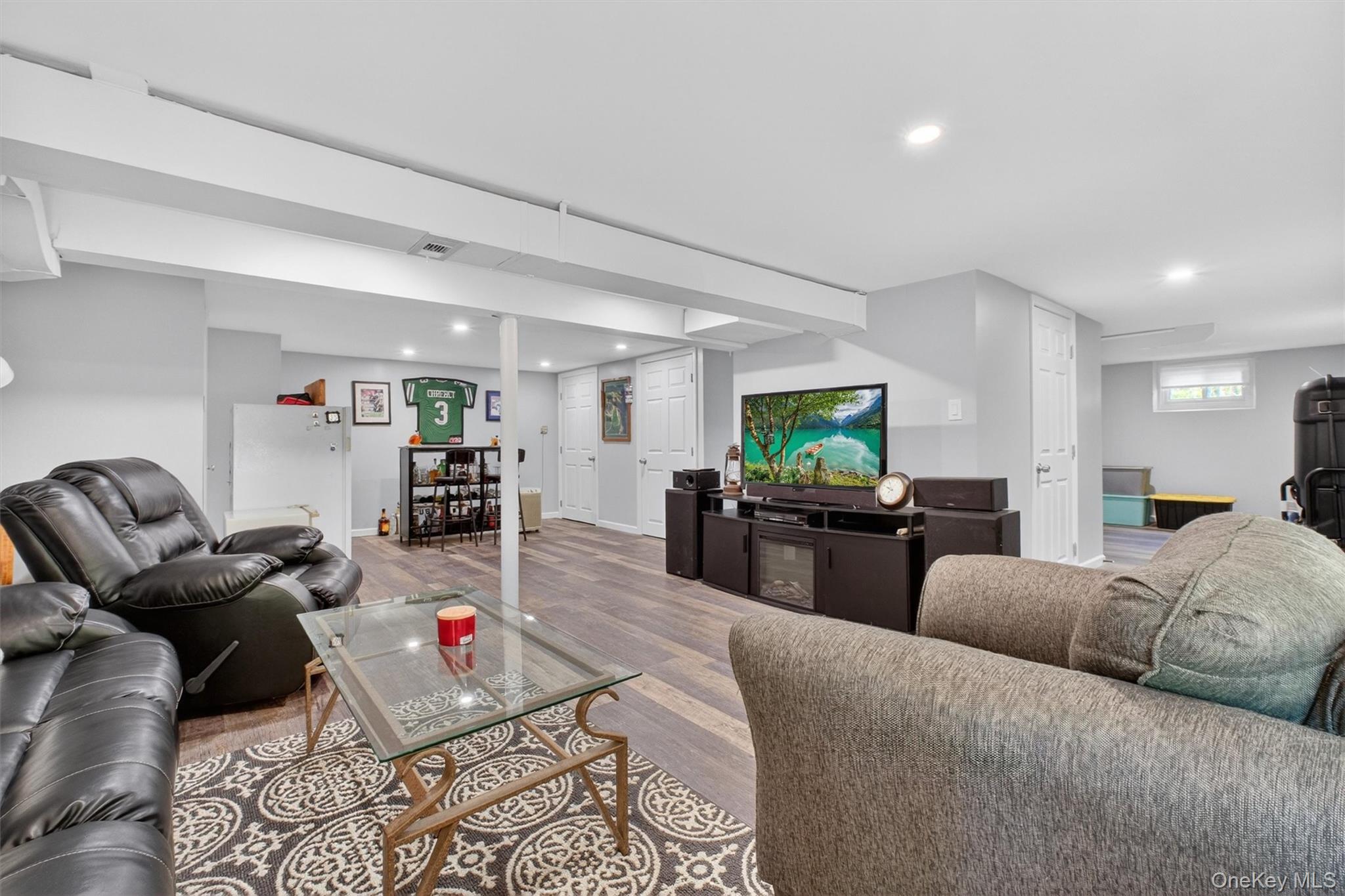 25 High Road Montrose, NY 10548 - Photo 25 of 42 Room for everyone to gather and watch the game