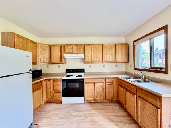 $249,900 | 6242 State Highway 1, Silver Bay, MN 55614