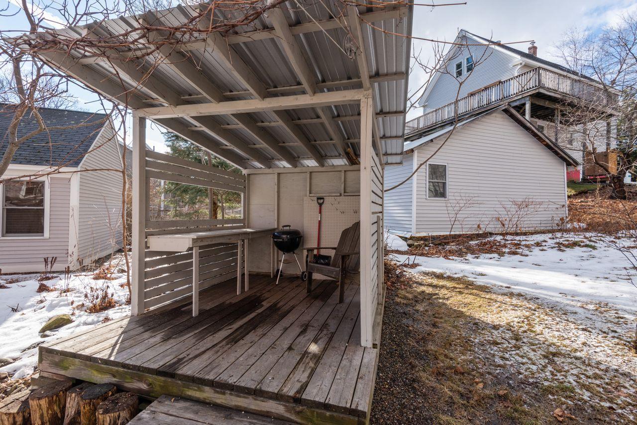 155 Fort Road South Portland, ME 04106 - Photo 5 of 37 04155fortrd2007hires