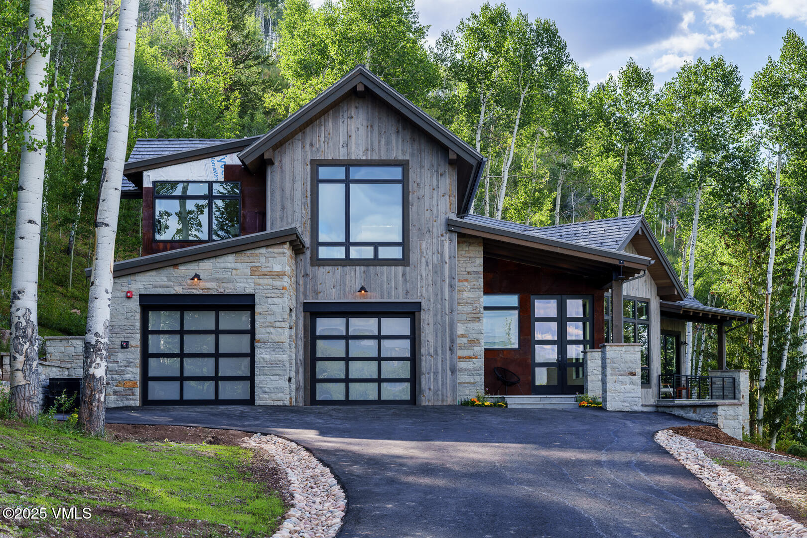 880 Forest Trail Edwards, CO 81632 - Photo 101 of 119 880_Forest_Trail_Staged_131