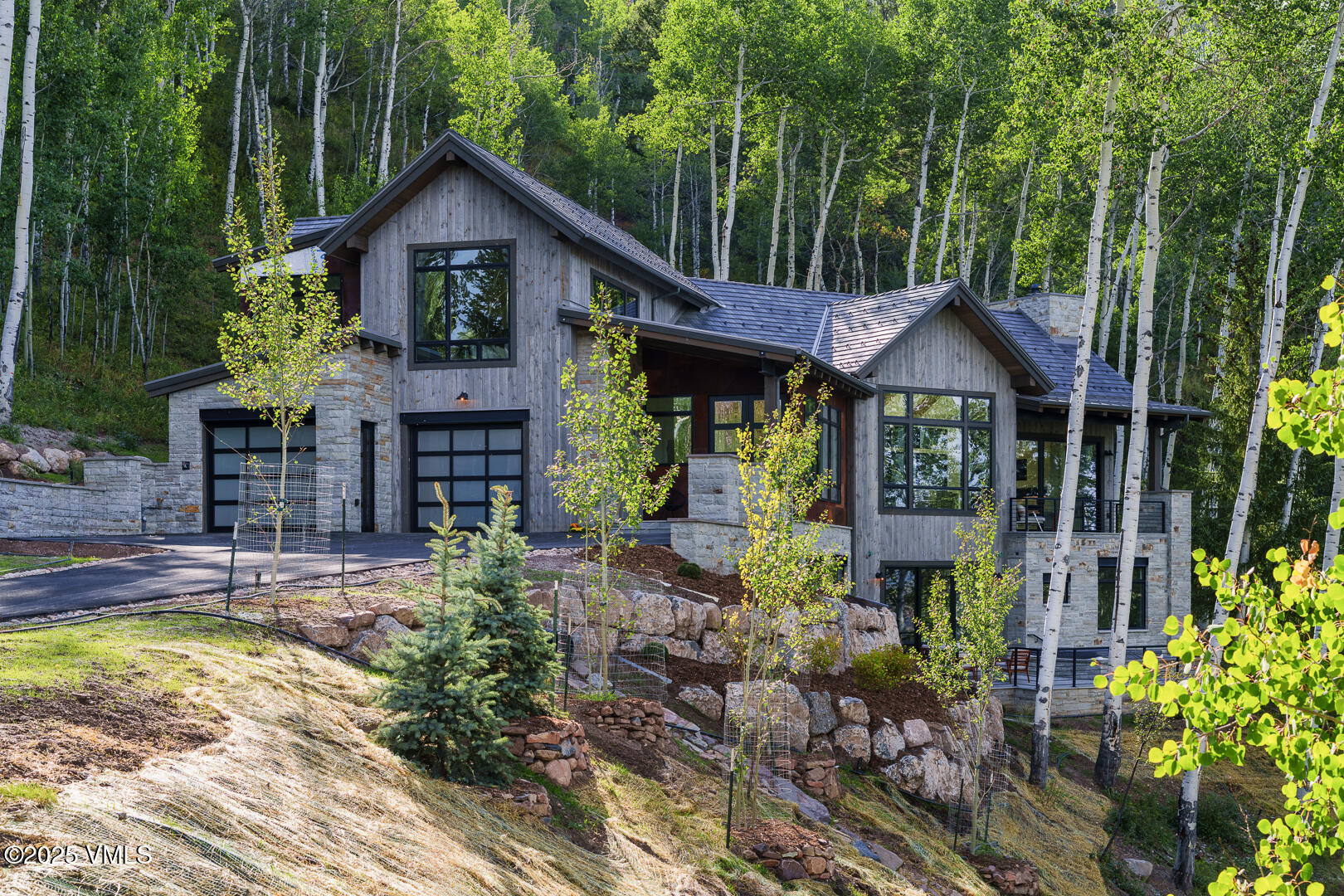 880 Forest Trail Edwards, CO 81632 - Photo 102 of 119 880_Forest_Trail_Staged_125