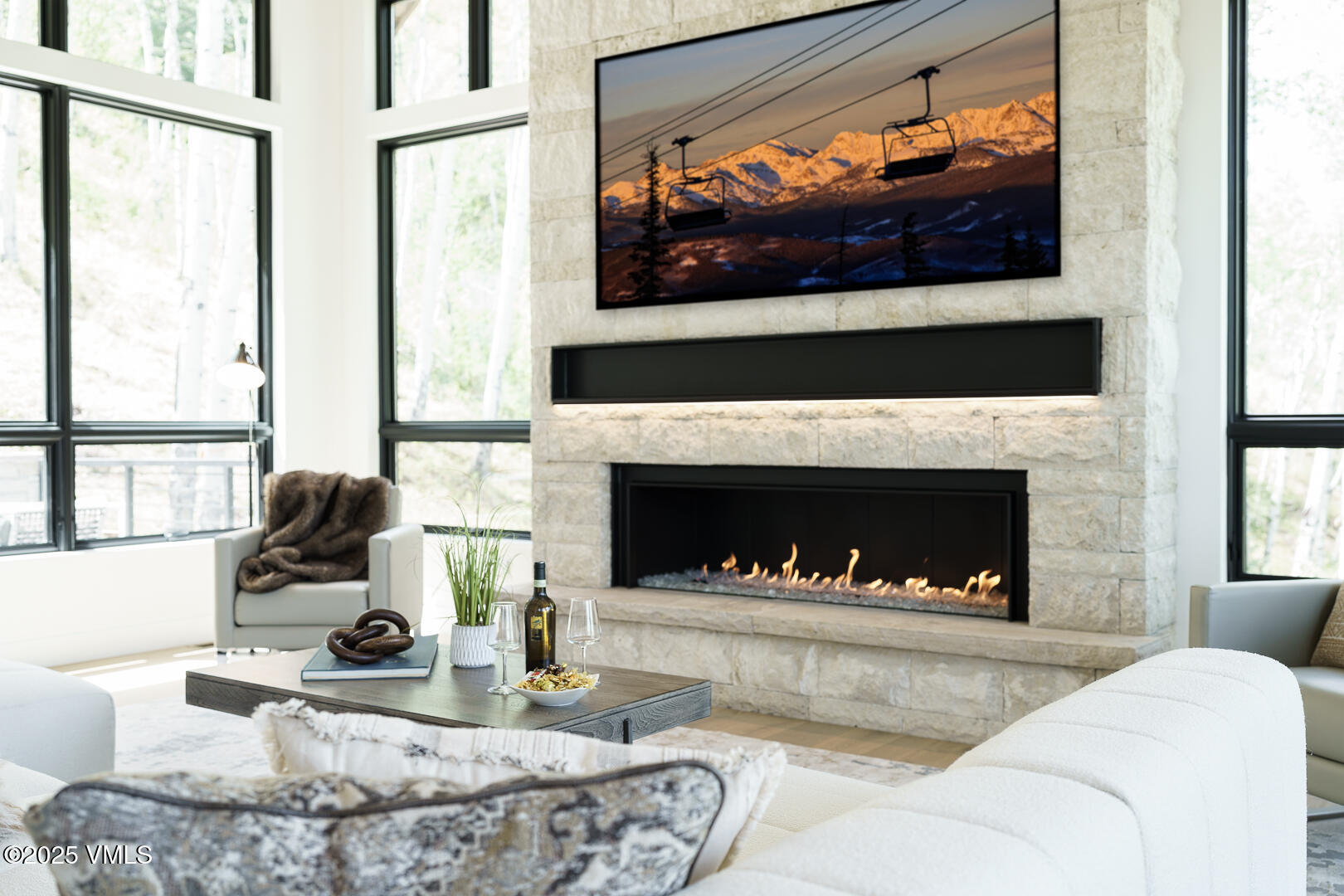 880 Forest Trail Edwards, CO 81632 - Photo 15 of 119 880_Forest_Trail_Staged_014