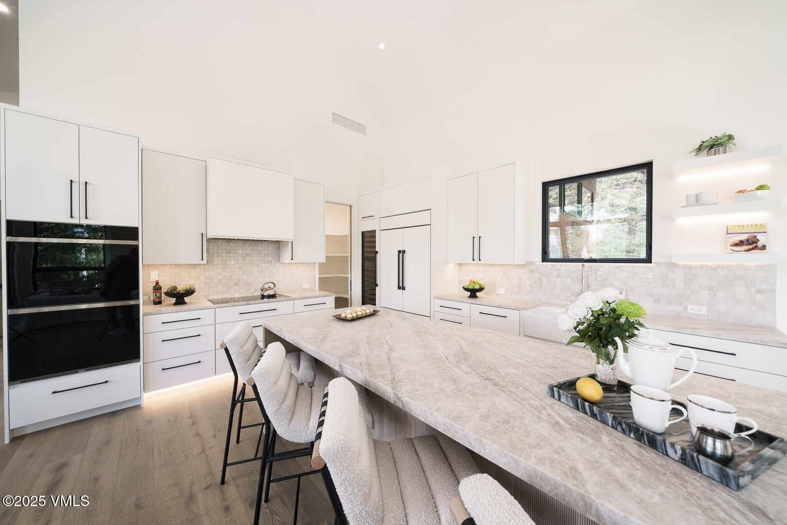 880 Forest Trail Edwards, CO 81632 - Photo 30 of 119 880_Forest_Trail_Staged_066