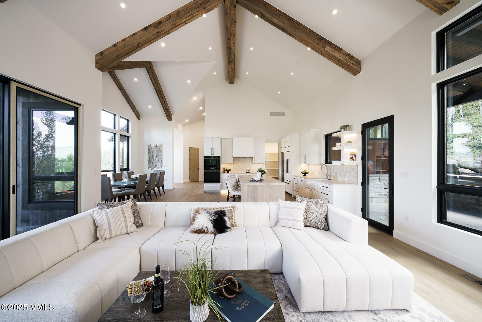 880 Forest Trail Edwards, CO 81632 - Photo 6 of 119 880_Forest_Trail_Staged_055