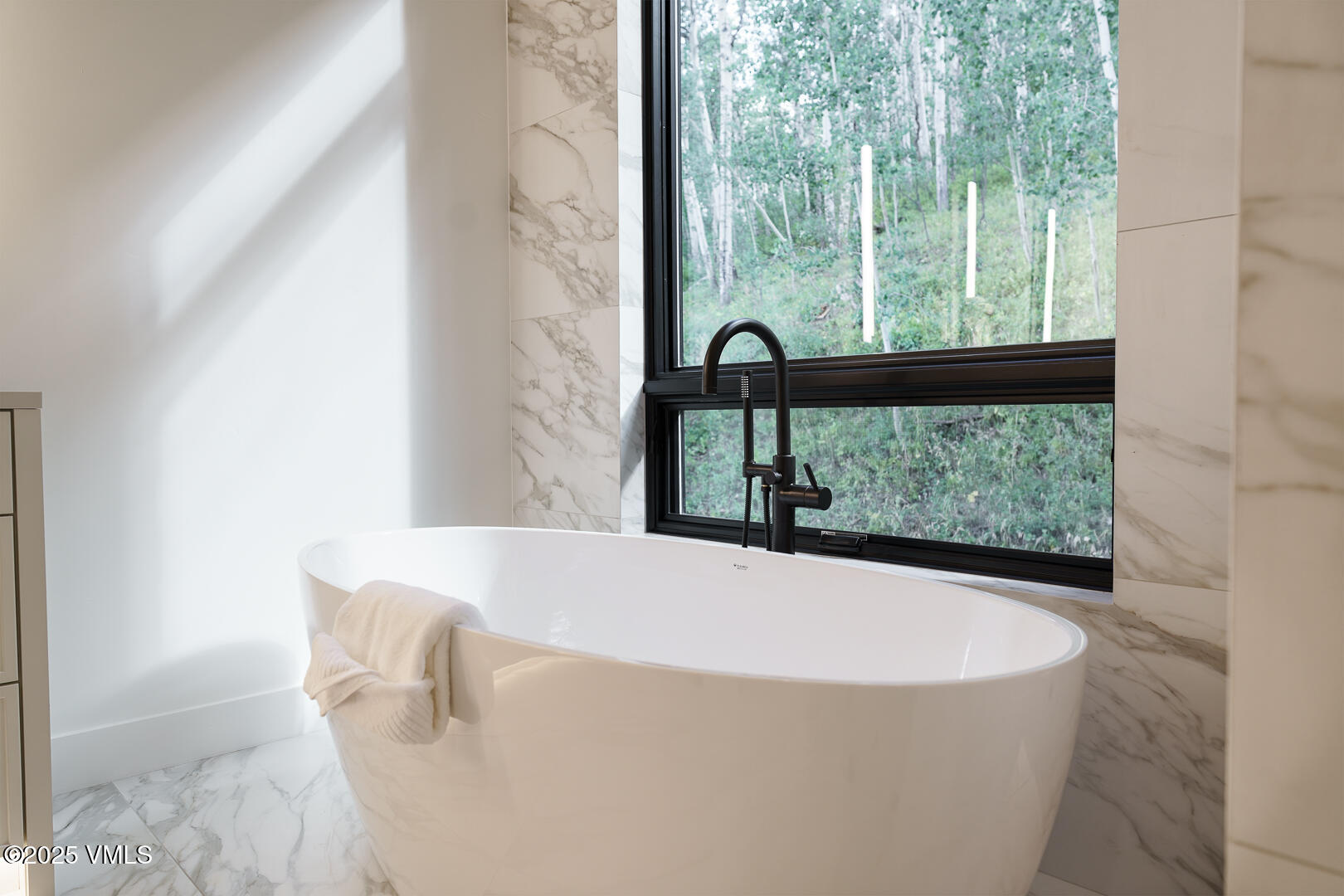 880 Forest Trail Edwards, CO 81632 - Photo 79 of 119 880_Forest_Trail_Staged_101