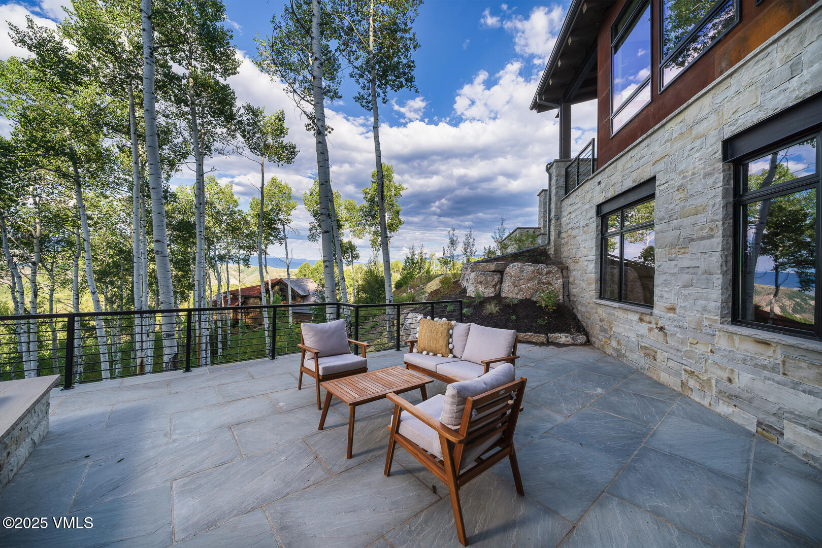 880 Forest Trail Edwards, CO 81632 - Photo 94 of 119 880_Forest_Trail_Staged_116