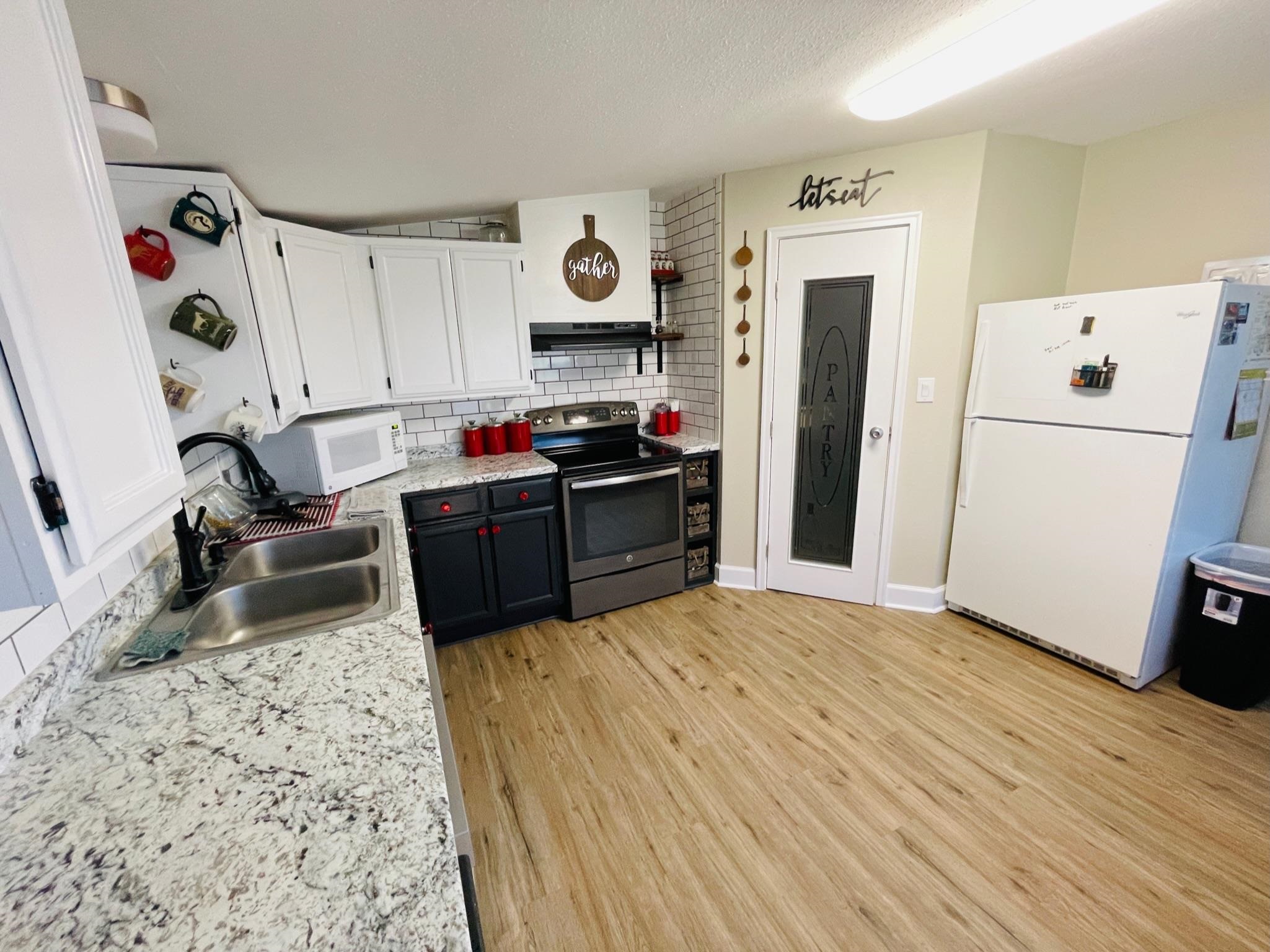 810 West Wild Rose Road Colbert, WA 99005 - Photo 10 of 49