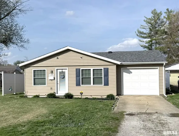 $110,000 | 1989 Baird Avenue, Galesburg, IL 61401