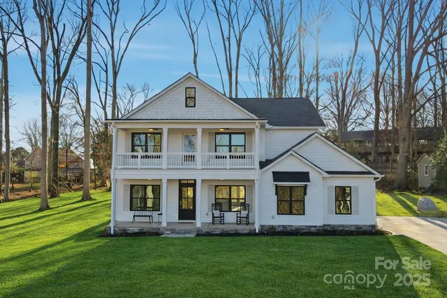 $850,000 | 148 Crystal Circle, Mooresville, NC 28117