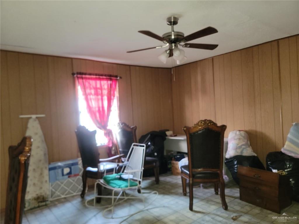 2132 Azteca Avenue McAllen, TX 78503 - Photo 8 of 17 a workspace with furniture and window