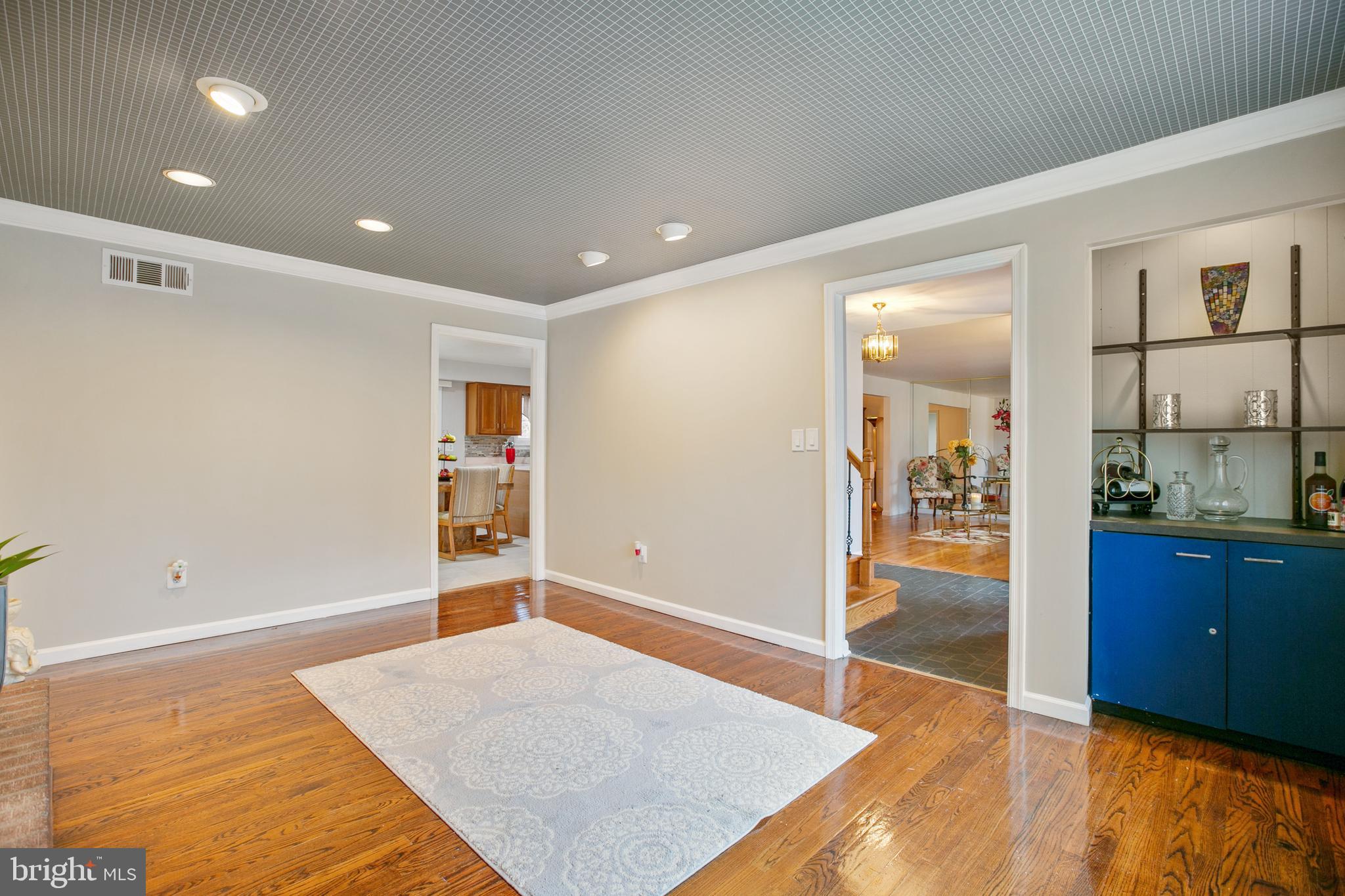 4607 Hawksbury Road Baltimore, MD 21208 - Photo 11 of 41