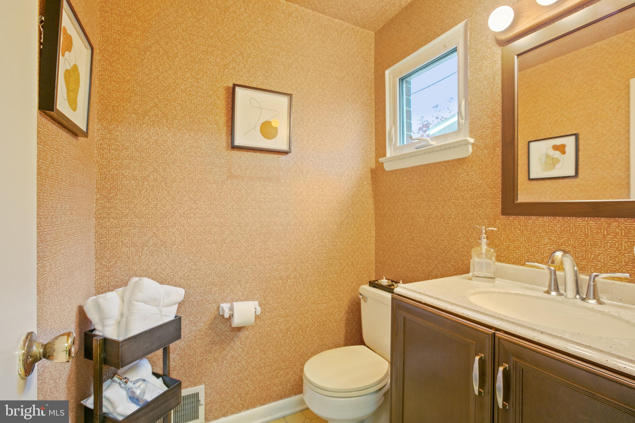 4607 Hawksbury Road Baltimore, MD 21208 - Photo 18 of 41