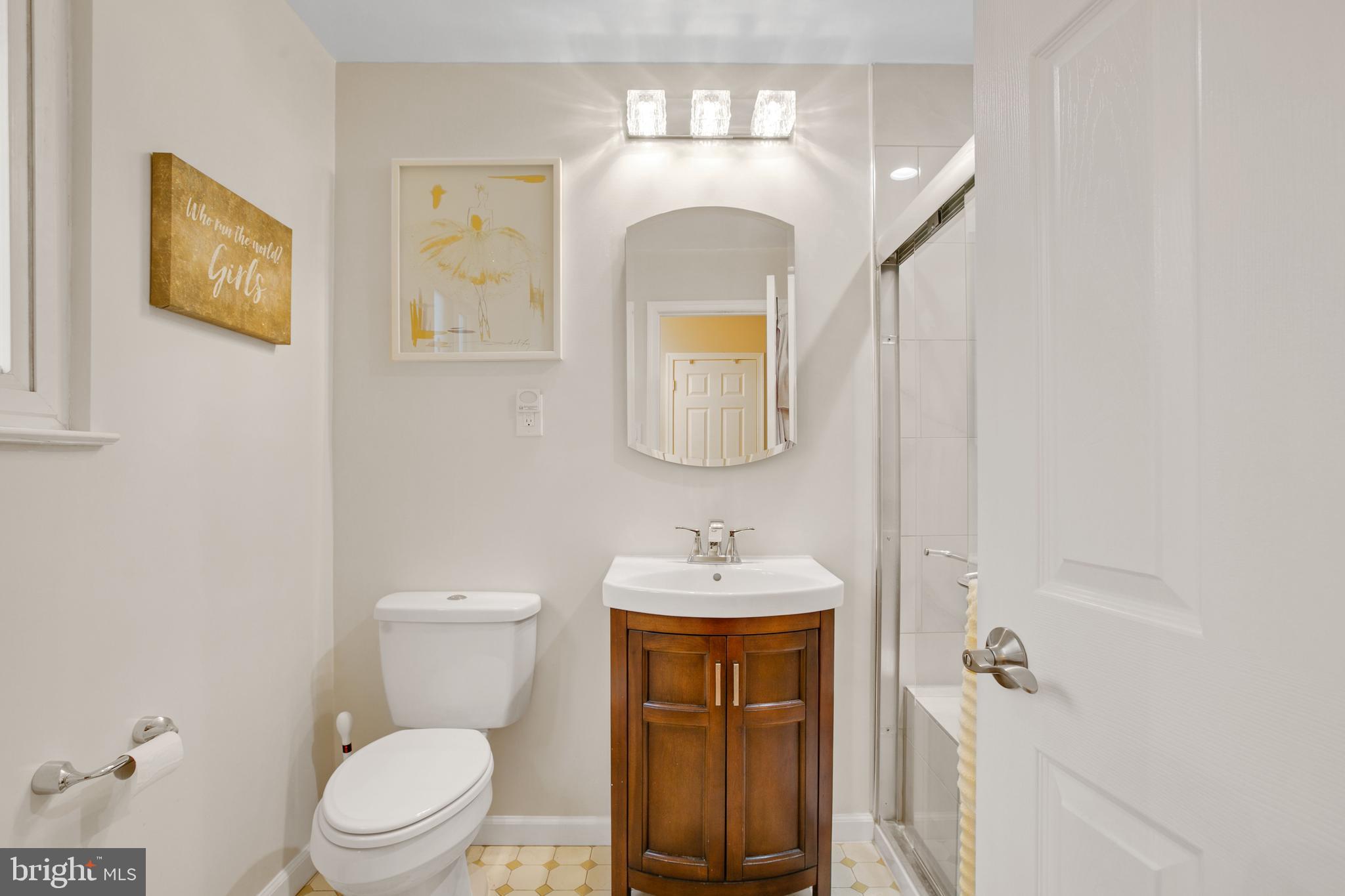 4607 Hawksbury Road Baltimore, MD 21208 - Photo 23 of 41