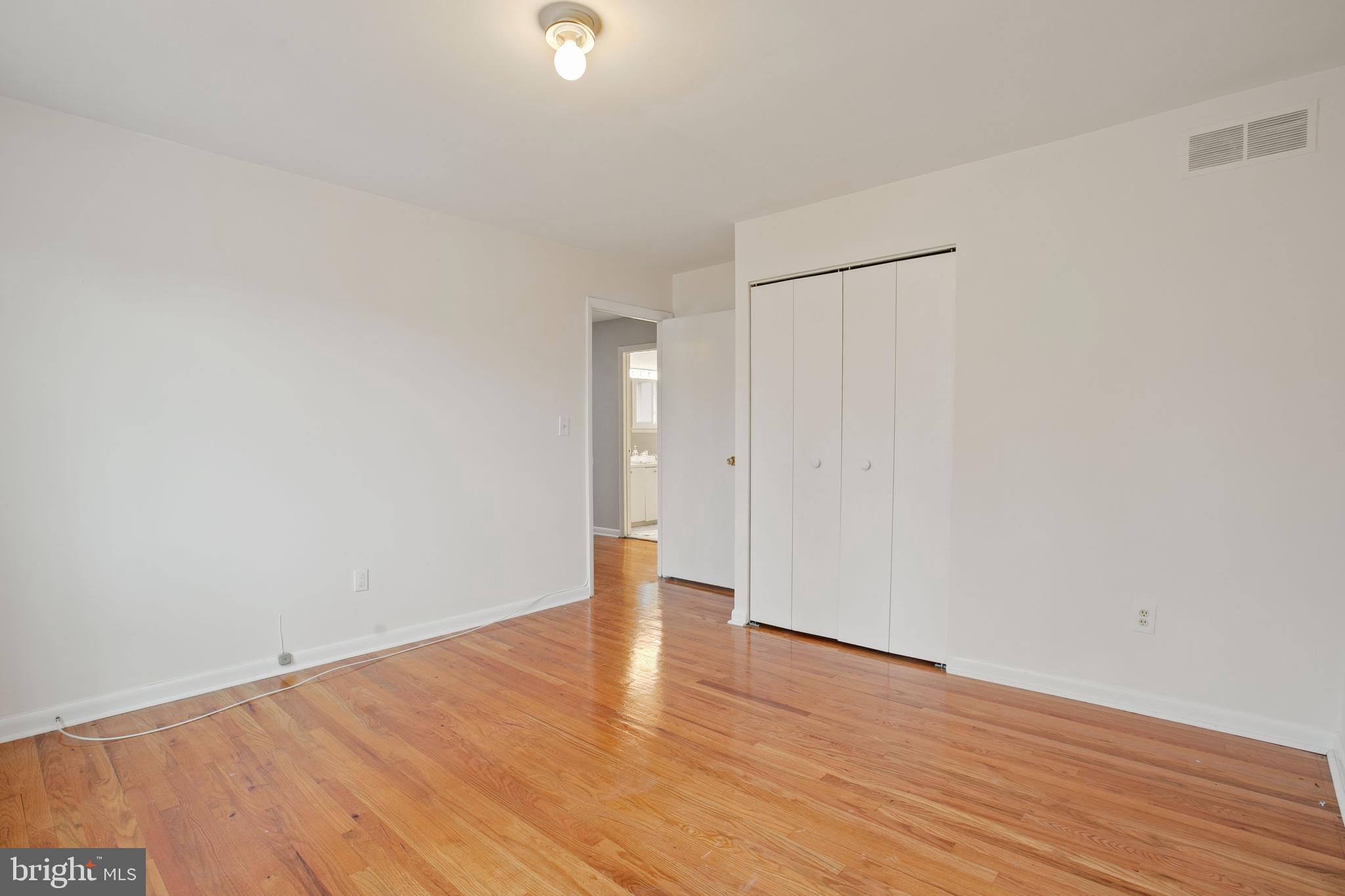 4607 Hawksbury Road Baltimore, MD 21208 - Photo 27 of 41