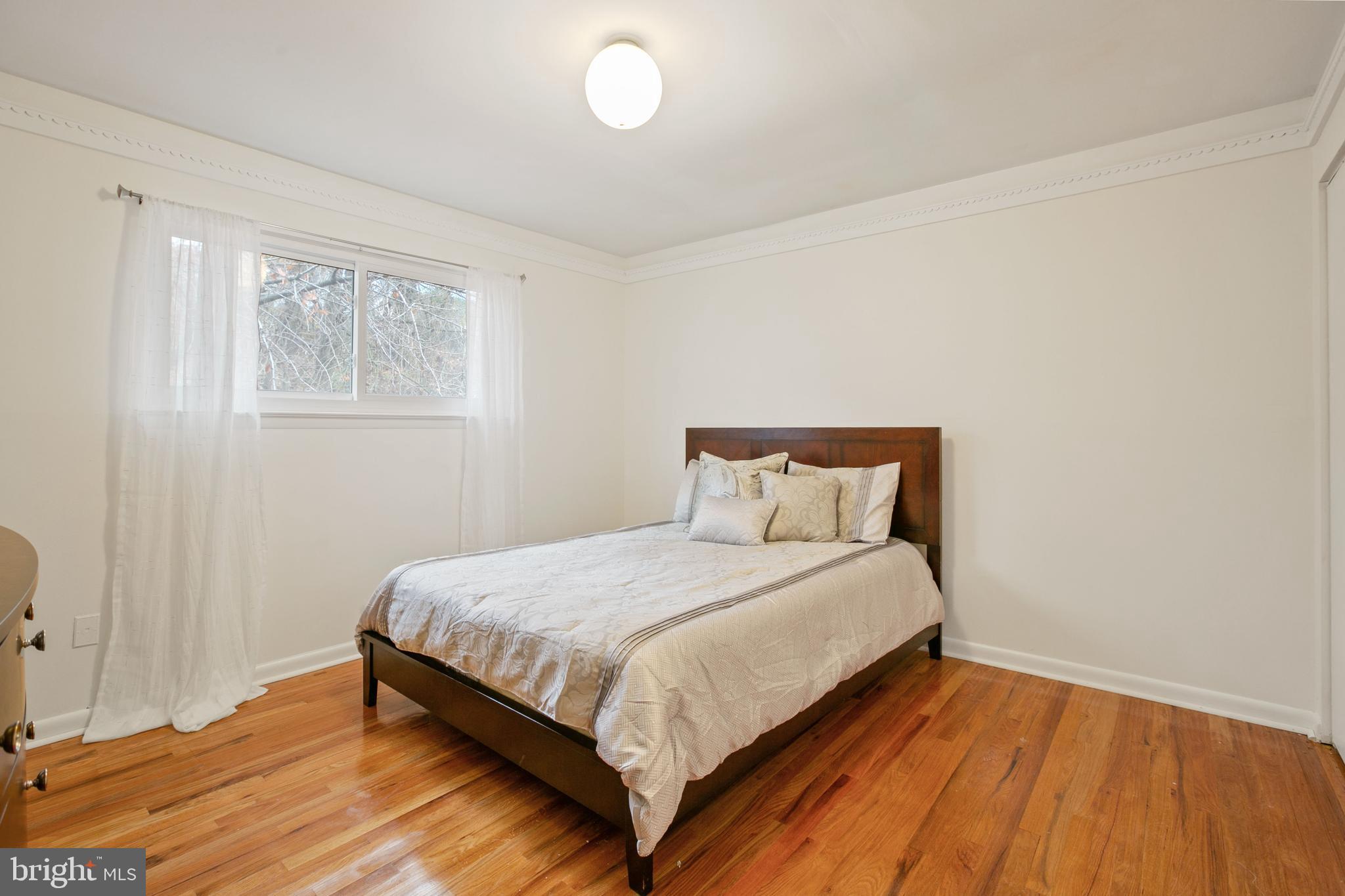 4607 Hawksbury Road Baltimore, MD 21208 - Photo 28 of 41