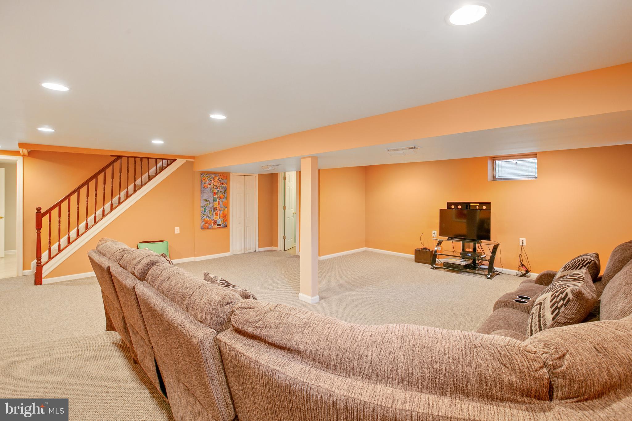 4607 Hawksbury Road Baltimore, MD 21208 - Photo 33 of 41