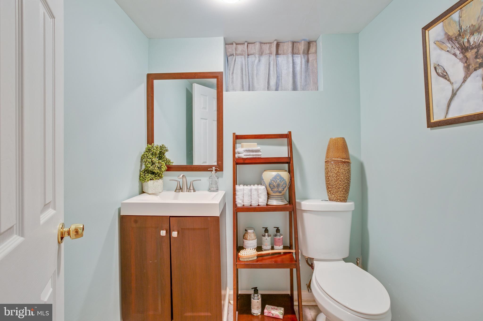 4607 Hawksbury Road Baltimore, MD 21208 - Photo 34 of 41