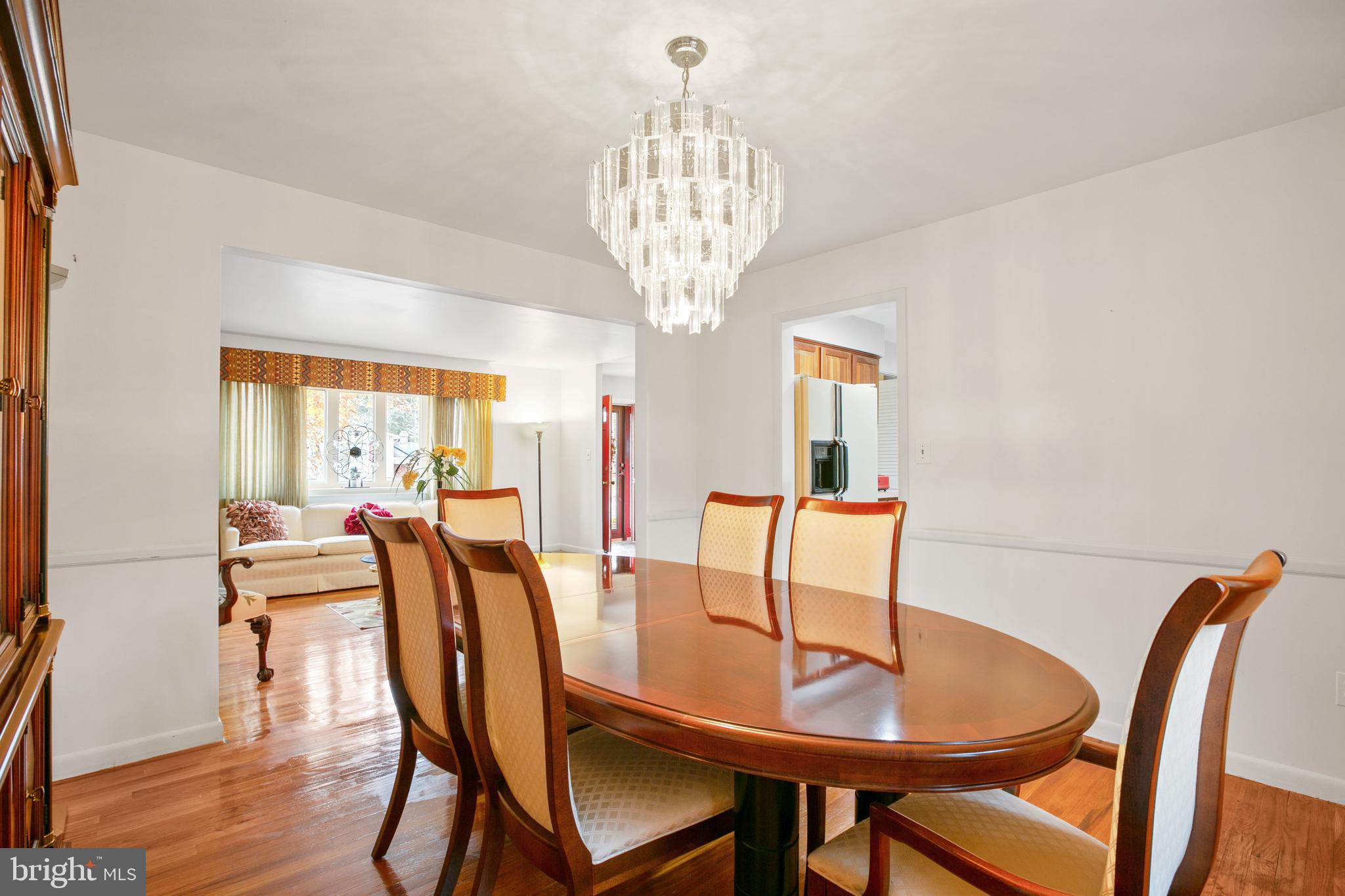 4607 Hawksbury Road Baltimore, MD 21208 - Photo 9 of 41