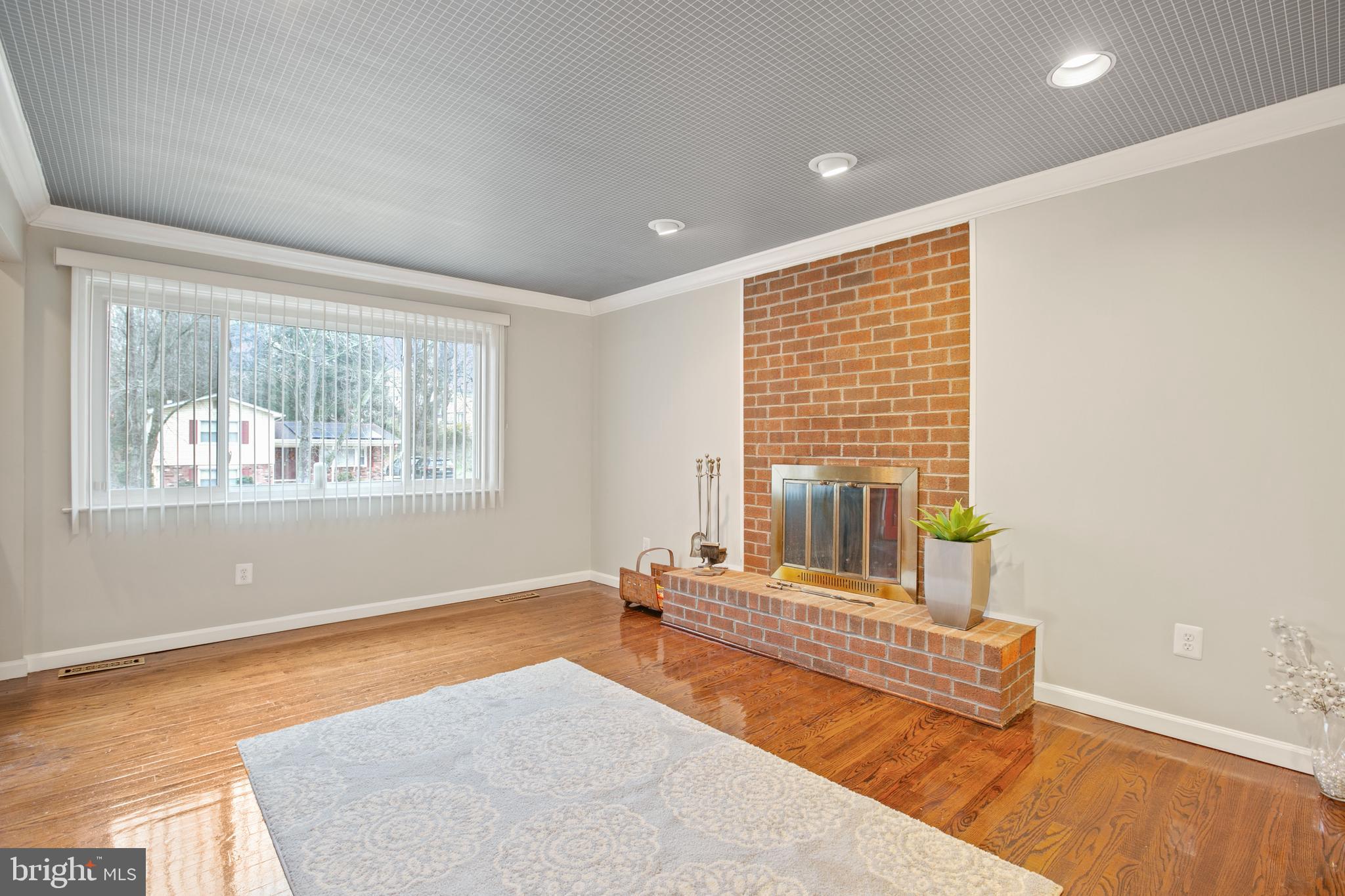 4607 Hawksbury Road Baltimore, MD 21208 - Photo 10 of 41