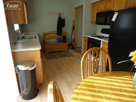 1122 East Willard Road Clio, MI 48420 - Photo 8 of 20 20185757-7.JPG