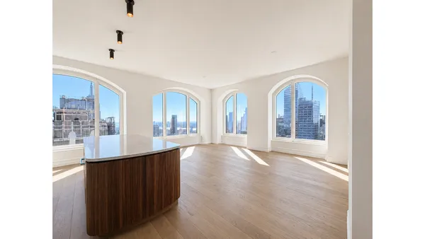 $16,000 | 520 5th Avenue, Unit 66B | Midtown Central