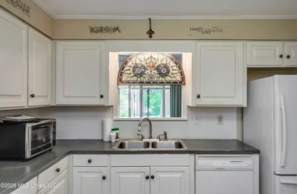 $215,000 | 120 Monmouth Road, Florence, MS 39073