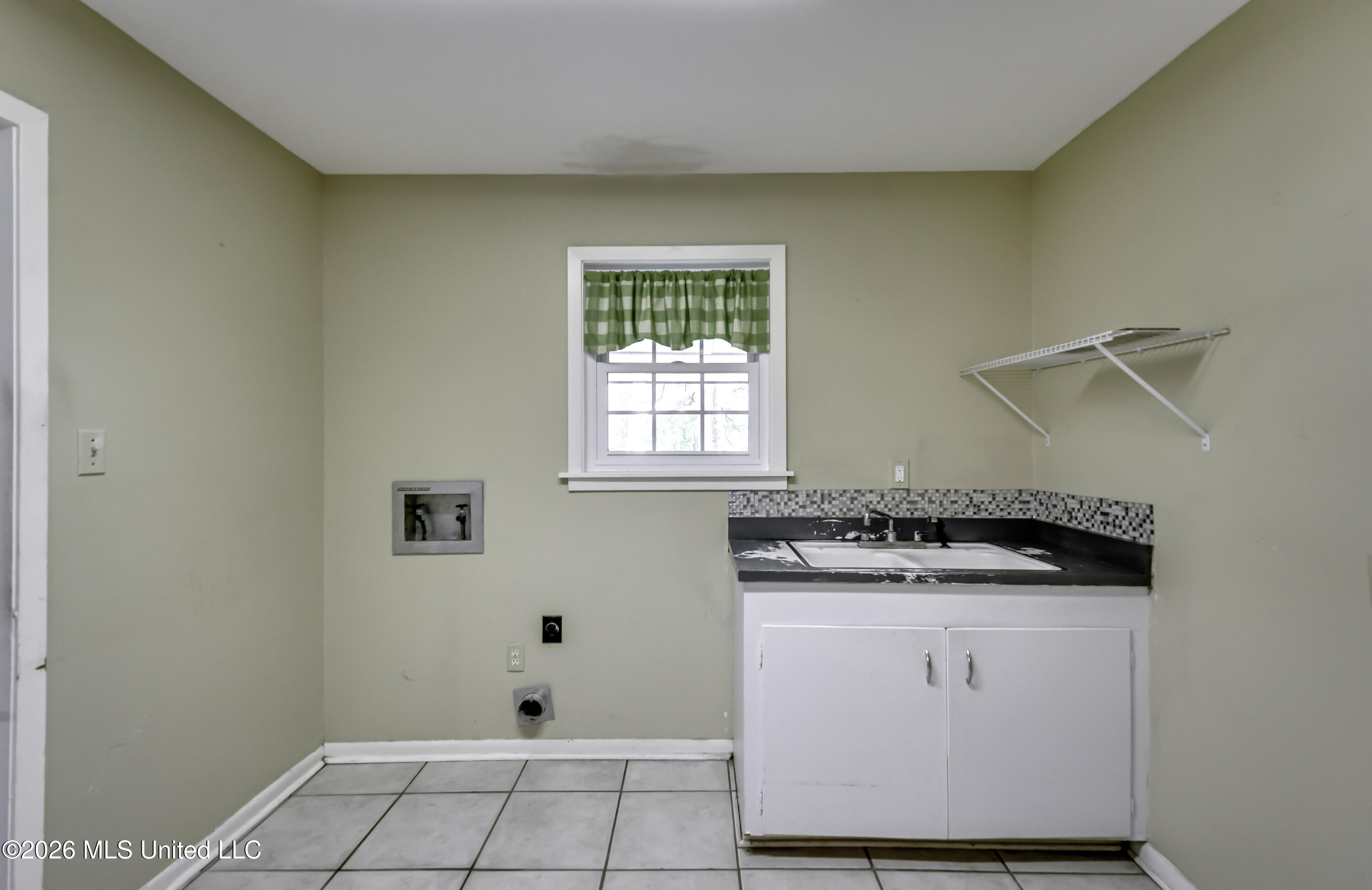 120 Monmouth Road Florence, MS 39073 - Photo 23 of 36 120 Monmouth Rd--47