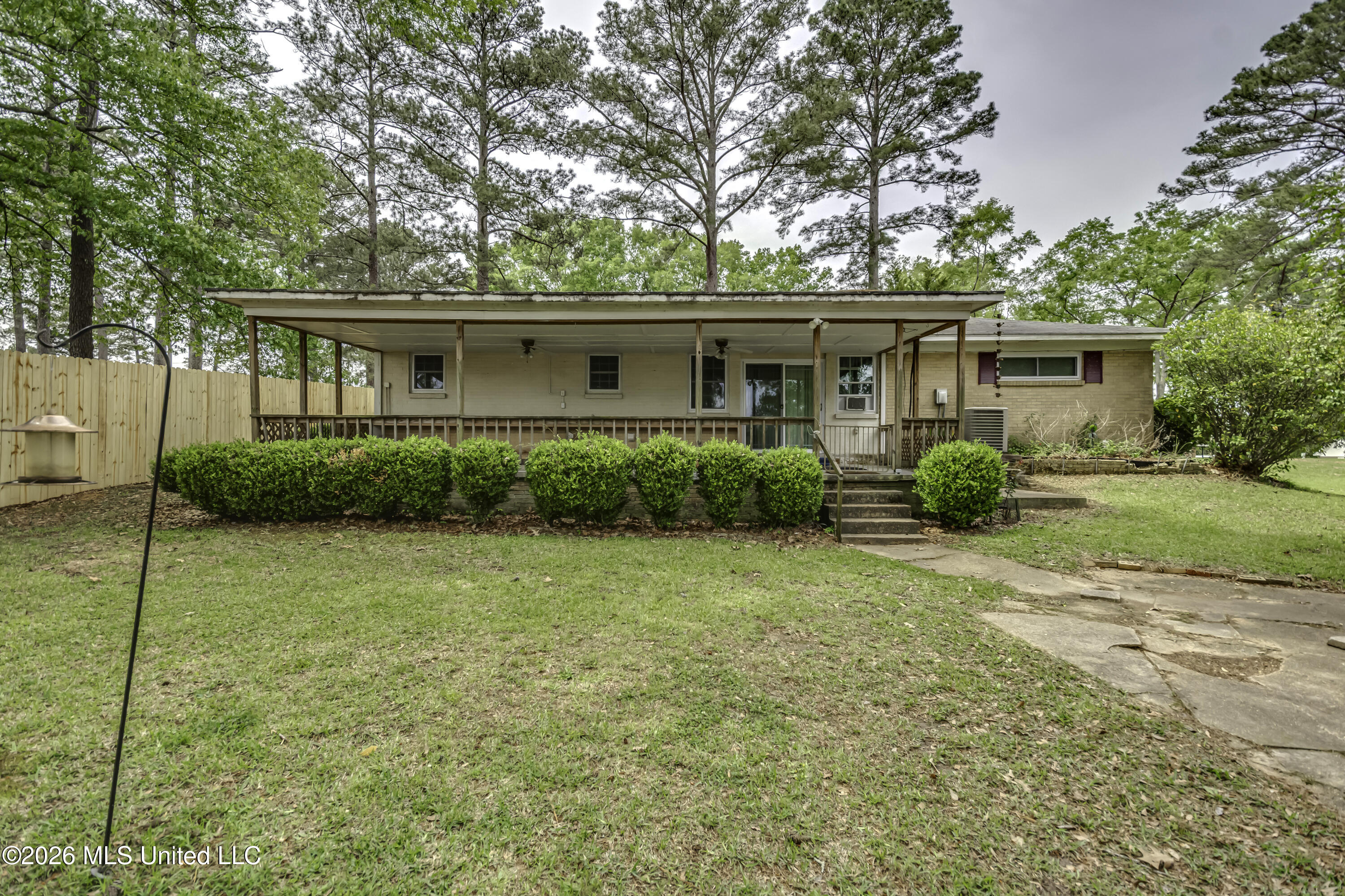 120 Monmouth Road Florence, MS 39073 - Photo 32 of 36 120 Monmouth Rd--13