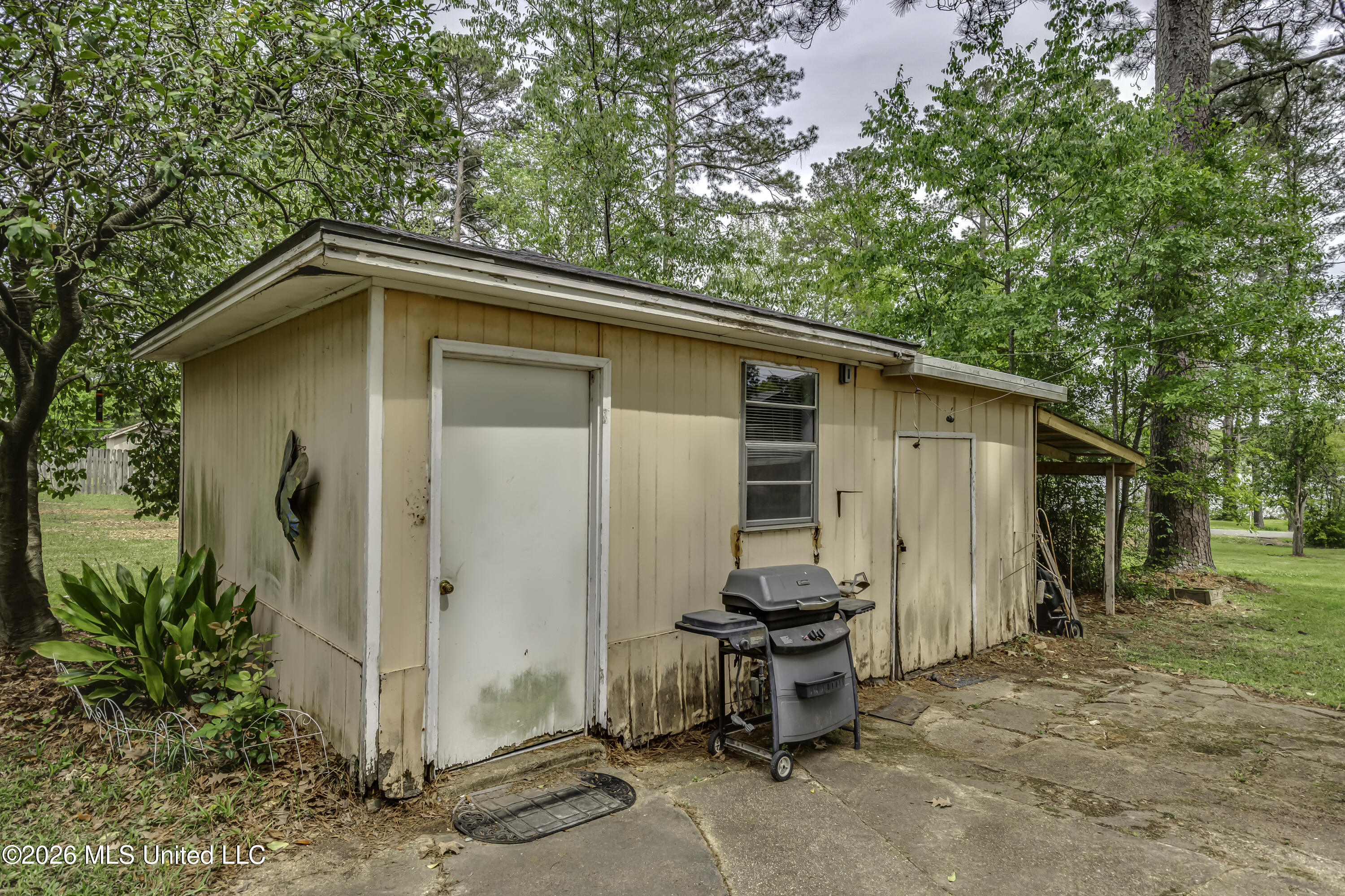 120 Monmouth Road Florence, MS 39073 - Photo 35 of 36 120 Monmouth Rd--15